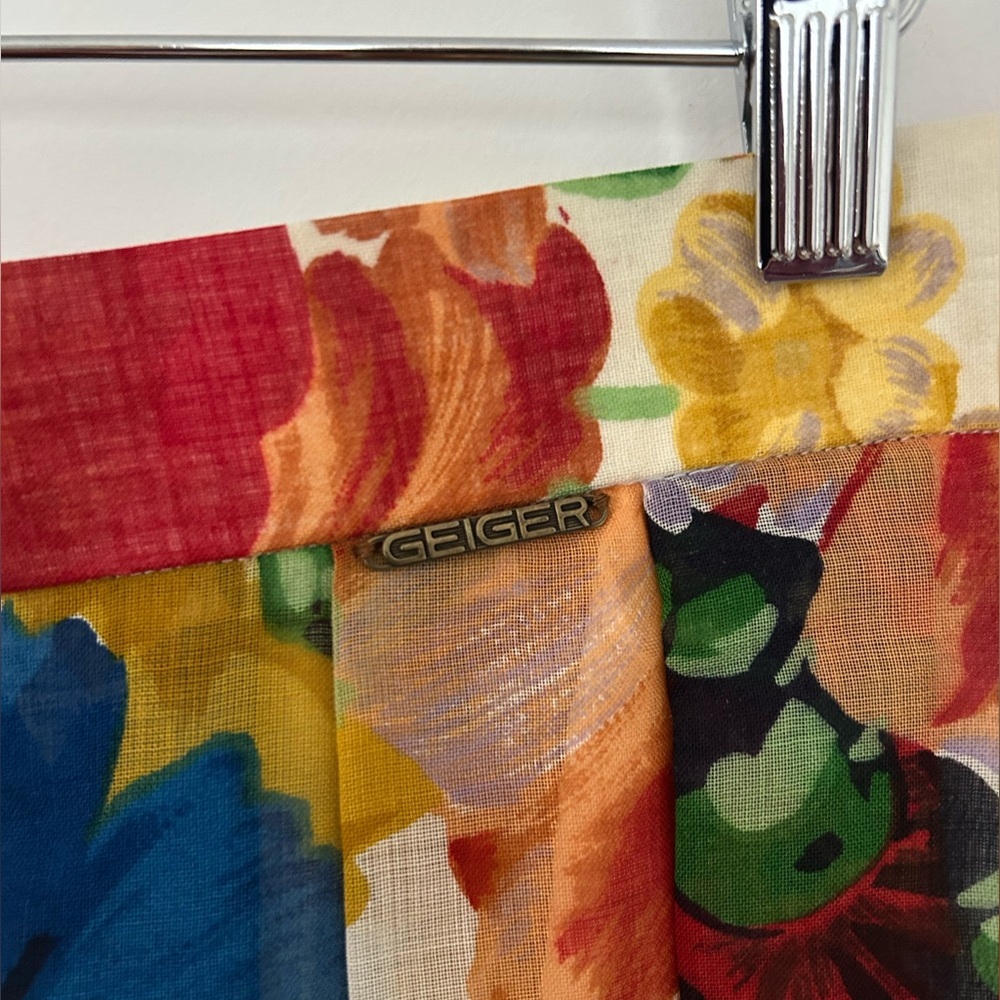 Vintage GEIGER Austrian Fine New Wool Colorful floral Pleated Skirt - Picture 4 of 11